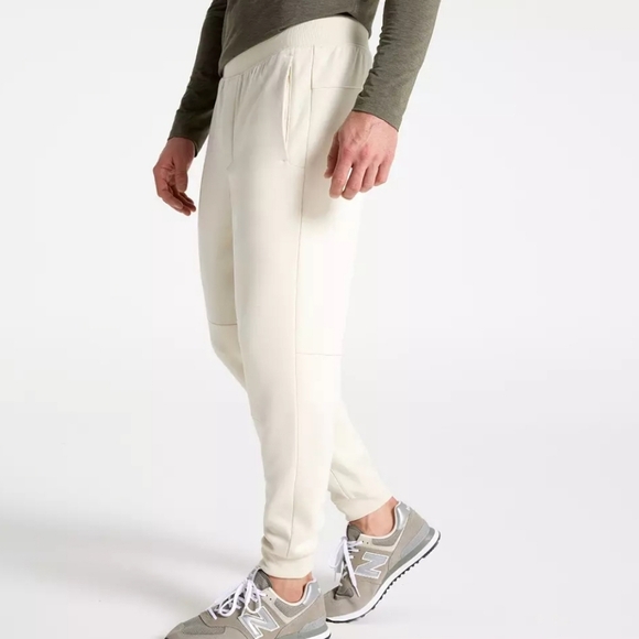NWT Men's Pants VRST Men's Pinnacle Fleece Jogger Light Sand Slim Fit - Picture 4 of 8